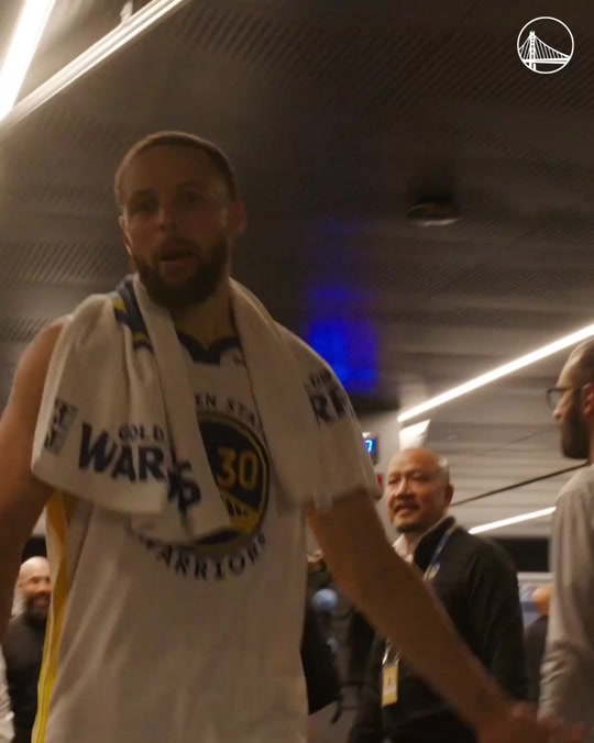 九游体育下载-关于金州勇士迎欧超杯关键赛；今晨更衣室发声；更衣室稳定；团队化学反应显著的信息