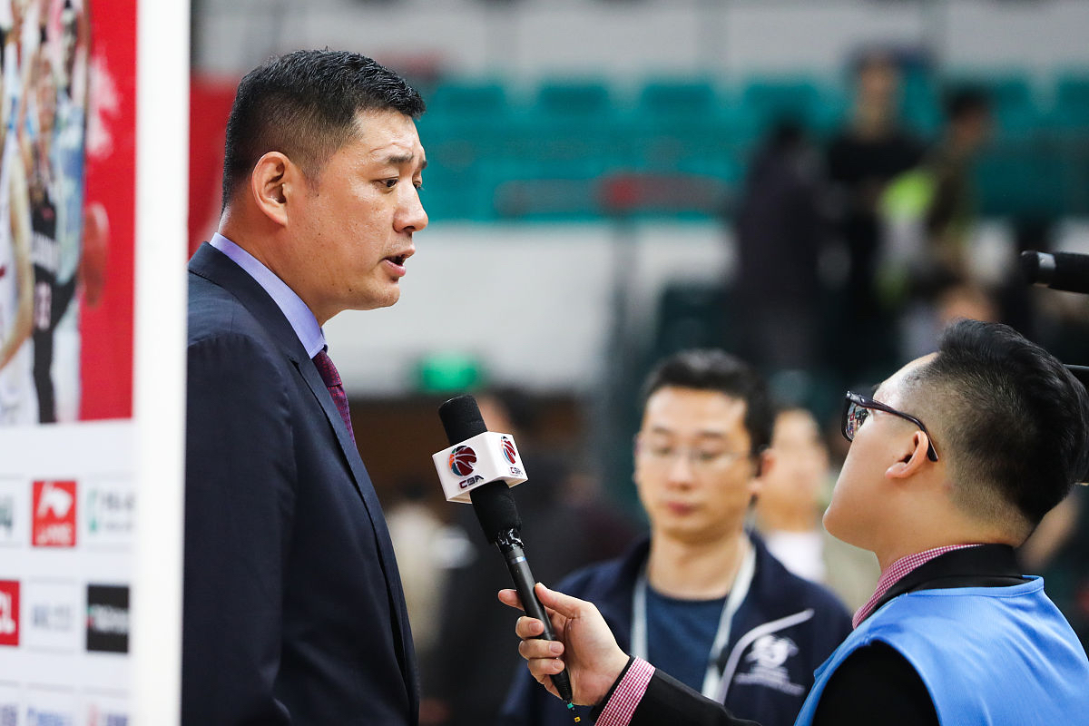 九游体育官网-包含德甲今夜再迎强敌,广东宏远主帅复盘,主帅态度——赛场秩序良好,临场指挥获称赞的词条